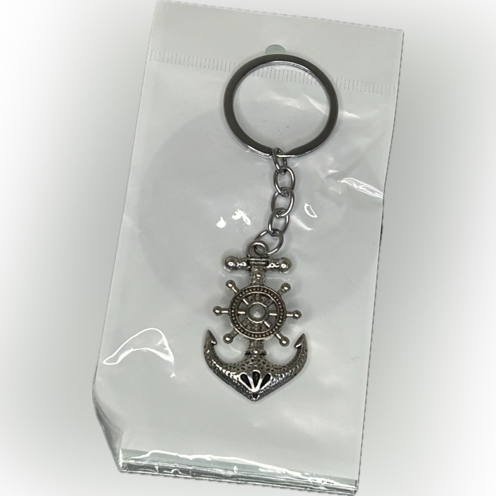 Keychain rotating rudder anchor car pendant, keychain, decoration